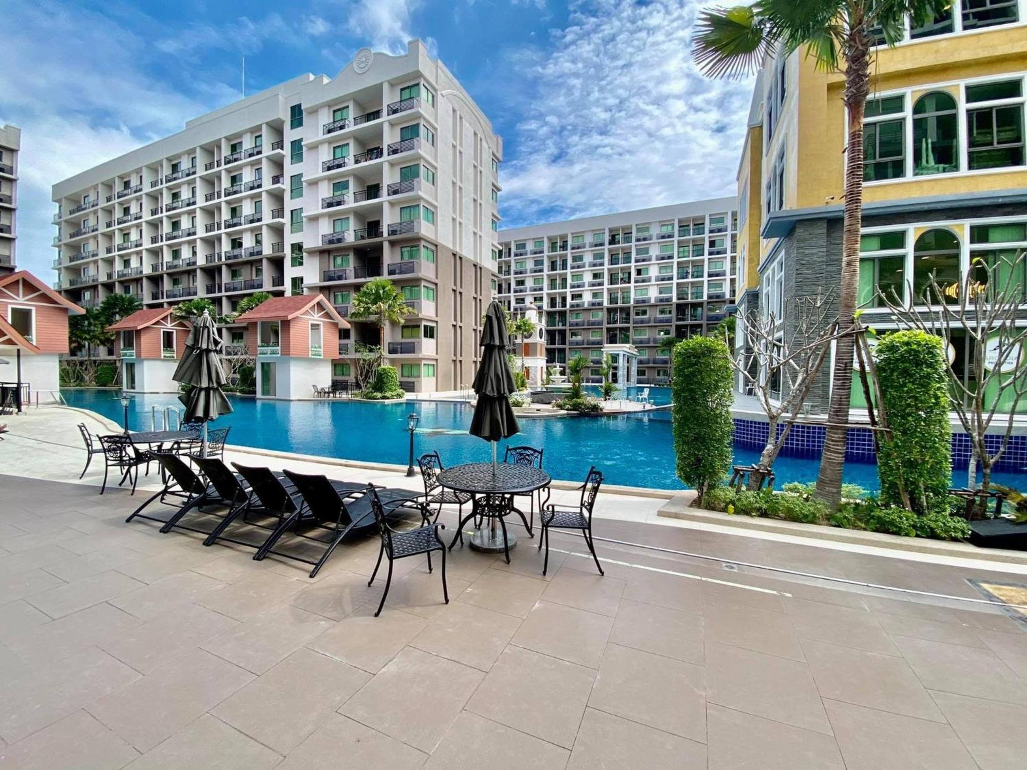 Arcadia Beach Con Pattaya Esterno foto